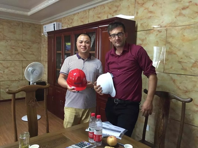 中国 WUXI LONGBO ROLL FORMING MACHINERY CO.,LTD. 会社概要