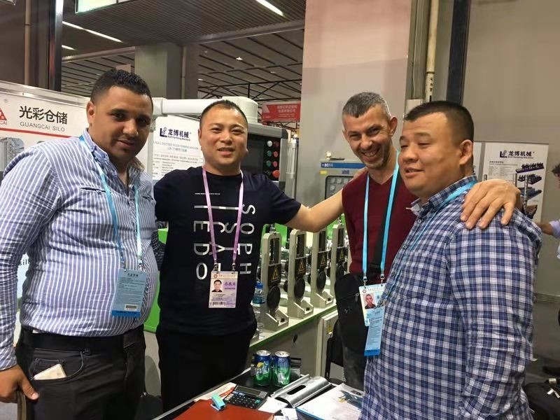 中国 WUXI LONGBO ROLL FORMING MACHINERY CO.,LTD. 会社概要