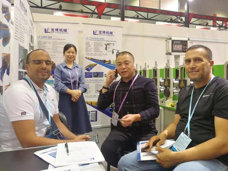 中国 WUXI LONGBO ROLL FORMING MACHINERY CO.,LTD. 会社概要