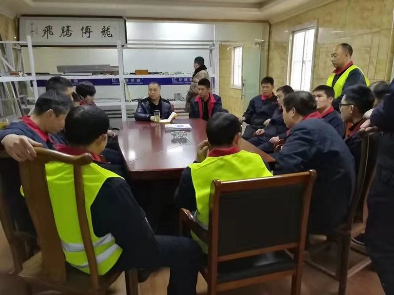 中国 WUXI LONGBO ROLL FORMING MACHINERY CO.,LTD. 会社概要